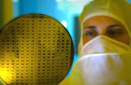 Dalla Regione sostegno alle ricerche sul carburo di silicio alla StM di Catania