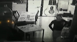 Subisce furto e su Facebook posta una foto del ladro ed un messaggio: &laquo;Sei fortunato, ti avessi pescato...&raquo;