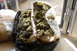 Dalla Puglia a Ragusa con 5 chili di marijuana: arrestate tre donne corriere