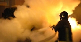 Terzo attentato incendiario a Gela in pochi giorni: brucia un altro bar