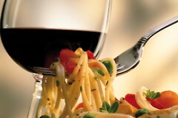 Truffa, beni per 200 mila euro sequestrati a ristoratrice