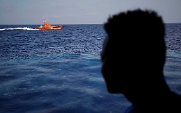 Migranti: se l'Europa gioca con l'Africa al leone e la gazzella aspettando di azzannarla
