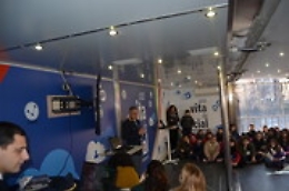 Una vita da social: a Catania focus sui pericoli del web con il truck della polizia postale