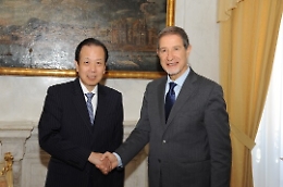Musumeci: «Orgoglioso della visita di Xi in Sicilia e presto il volo diretto per Pechino»
