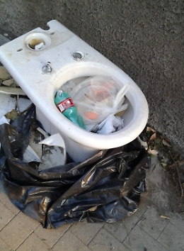 Inciviltà quotidiana a Catania!