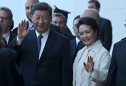 Tutti pazzi per Xi Jinping: «La mia visita 
a Palermo porterà in Sicilia milioni di cinesi»