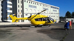 Linguaglossa, con un Suv travolge una ciclista&nbsp;e fugge: ma&nbsp;carabinieri lo identificano e portano in caserma