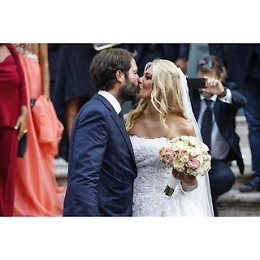 Eleonora Daniele sposa. Dopo 16 anni di fidanzamento, il suo sì a Giulio Tassoni