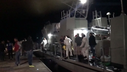 Lampedusa, un barchino naufraga sotto costa, 13 morti, 22 in salvo e molti i dispersi