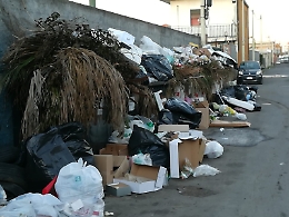 Catania  venerdì 8 novembre: super spazzatura in via Melilli