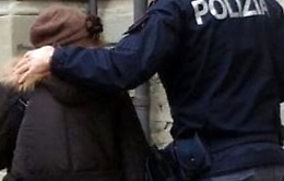 Catania, poliziotti “angeli custodi" di un'anziana aiutata a tornare a casa