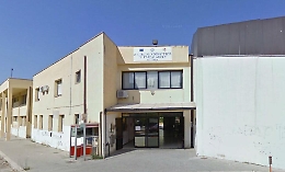 Vittoria, due ragazzi si azzuffano a scuola e la bidella finisce all'ospedale