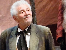 Teatro, Enrico Guarneri: «Il mio Don Procopio un inno all’onestà»