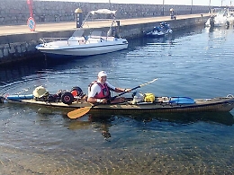 Da solo in kayak per attraversare la Porta Santa