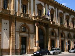 Palazzo del Carmine, stop al concorso per esami e titoli per coprire 43 posti