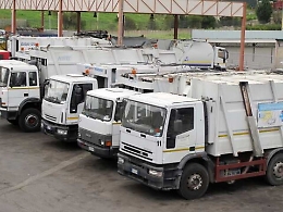 Raccolta rifiuti a Caltanissetta: il Tar ha sospeso la "gara-ponte"