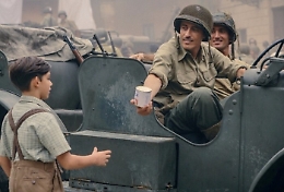 Cinema, Pif: «Gli americani arrivarono in Sicilia come oggi hanno fatto in Afghanistan e Siria»