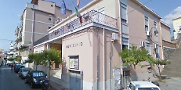 A fare shopping anzich&eacute; in ufficio, indagati 65 dipendenti del Comune di Furci Siculo