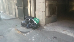 Via Mascagni e quei sacchi non raccolti da chi dovrebbe fare il proprio dovere