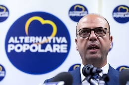 L'annuncio di Angelino Alfano: «Non mi ricandido alle prossime elezioni»