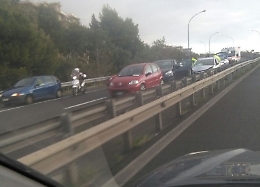 Catania: tamponamento a catena su viale Mediterraneo, file interminabili