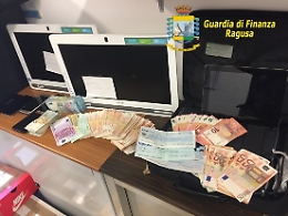 Scommesse illegali per allibratori esteri: 15 denunciati