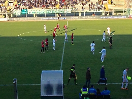 Serie C: botta e risposta tra Monopoli e Leonzio, pari giusto