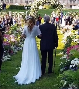 Le nozze vip di Filippa Lagerback e Daniele Bossari nella villa da sogno