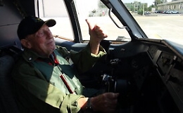 Catania, a quasi 97 anni ancora in volo: nonno Melino ce l'ha fatta