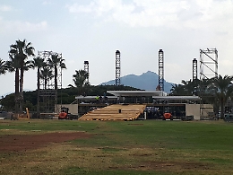 Visita Papa a Palermo, palco in fase di montaggio al Foro Italico