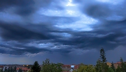Bye Bye Pasquetta, la Sicilia saluta vento 
e pioggia e per ponte 25 aprile-1 maggio....
