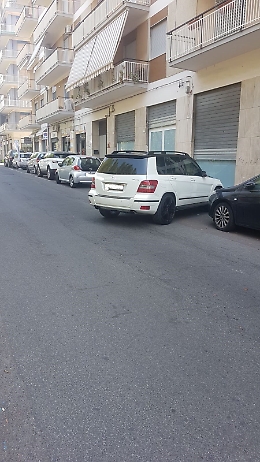 Catania: Largo Bordighera, ognuno fa quello che vuole