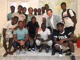 Migranti, magistrati francesi "studiano" a Catania modello di accoglienza