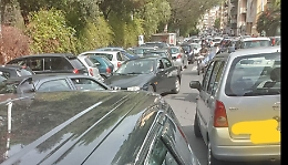 Catania: Via Sassari. Dove sono i vigili?