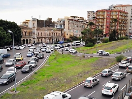 Catania, la truffa della "strisciata": &laquo;Mi hai tamponato, paga il danno&raquo;