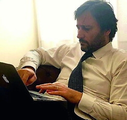 Le prime 24 ore del commissario Losacco: «Così rigenererò il Pd siciliano»