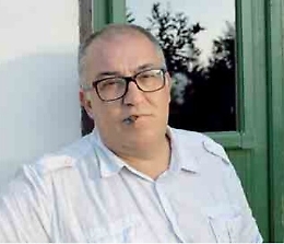 Dipasquale «Fretta inspiegabile Io offeso come artista»