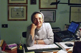 La suo­ra-ma­na­ger: «A Si­ra­cu­sa il no­stro al­ber­go con Spa cura ani­ma e cor­po»