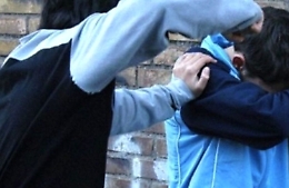 Messina, diverbio shock tra ragazzi: un quindicenne accoltellato al volto