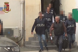 Duro colpo alla mafia agrigentina, fermato l'uomo del "capo dei capi"
E Salvini: «La giornata parte bene»