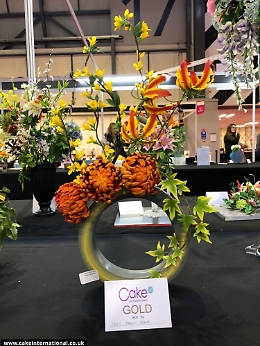 Cake design, in pasta di zucchero ma sembrano veri: sono fiori da concorso