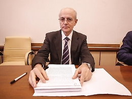 Zuccaro al Senato: &laquo;Serve intercettare i telefoni satellitari degli scafisti e indagare sui finanziatori delle Ong&raquo;