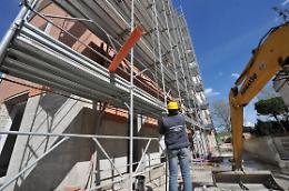 Gdf scopre 23 lavoratori in nero in cantieri di Avola, Noto e Pachino