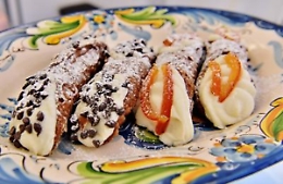 E per la tv di Stato norvegese il cannolo diventa il “dolce della mafia”