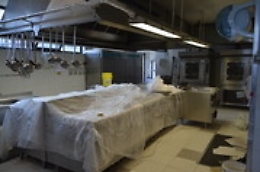 Furto in un ristorante del Viale della Vittoria