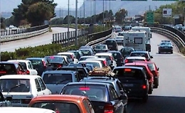 Più auto elettriche che diesel: il primo storico sorpasso