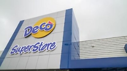 Acireale, rubano 200 euro di merce al Decò: arrestate due donne