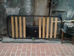 Adrano: a due mesi dalla segnalazione i rifiuti ingombranti sono sempre in Piazza Genova