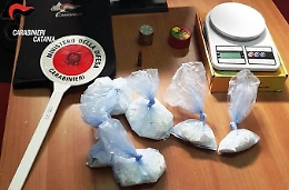 Catania, inseguito e fermato corriere della droga con mezzo chilo di cocaina