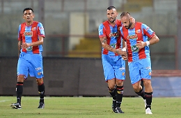 Il Catania spaventa il Cagliari nell'amichevole di lusso del Massimino